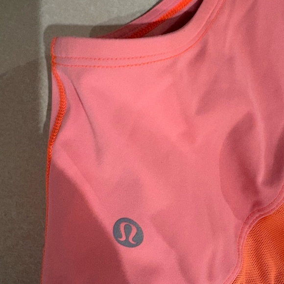 Lululemon Wunder Train High Neck Mesh-Back Bra - Pink/Orange - Size 8 - Picture 3 of 4